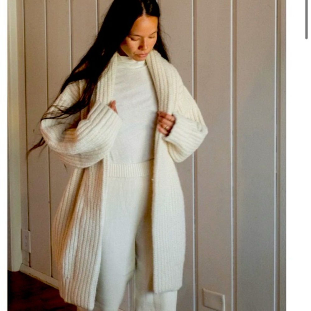 NWOT OZMA Sabine Cardigan XS/S!